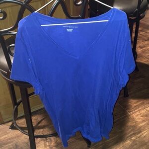 Tommy Hilfiger Women’s Royal Blue V-Neck Short Sleeve Tee